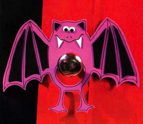 Летучая мышь. Поделка из мягкого пластика